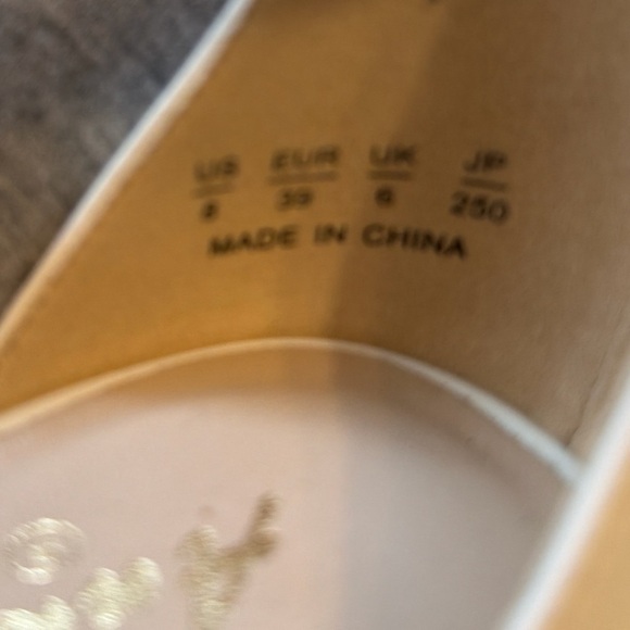 Ankis Elegant Off White Ankle Strap Platform Block 4 in Heels closed Toe Pump - Picture 5 of 7